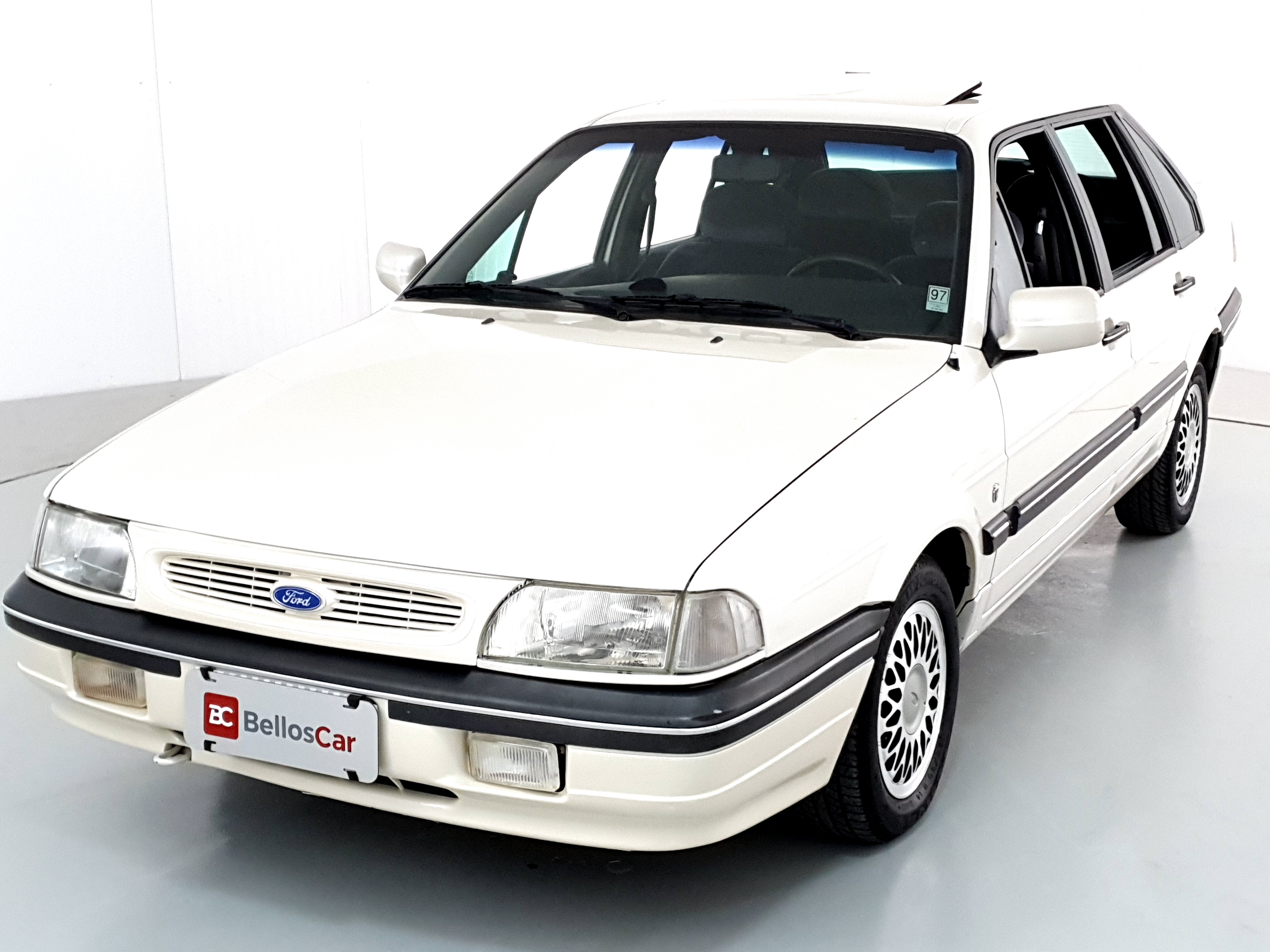 Ford Versailles Ghia 2.0i / 2.0 2p e 4p Gasolina 4 portas, câmbio